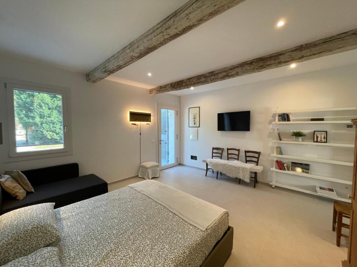 Due Di Tutto Apartment แฟร์รารา ภายนอก รูปภาพ